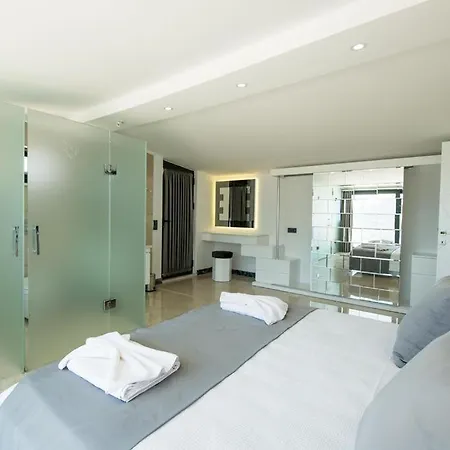 Unlimited 2 Luxury 6 Bedroom Villa Kas