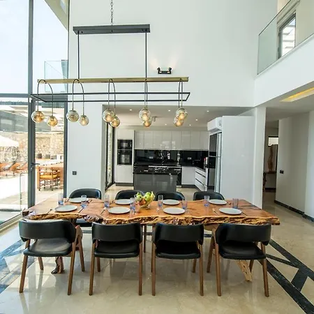 Unlimited 2 Luxury 6 Bedroom Villa Kas